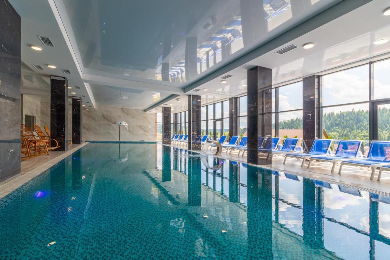 Elena Spa Resort Bukovel Ngoại thất bức ảnh