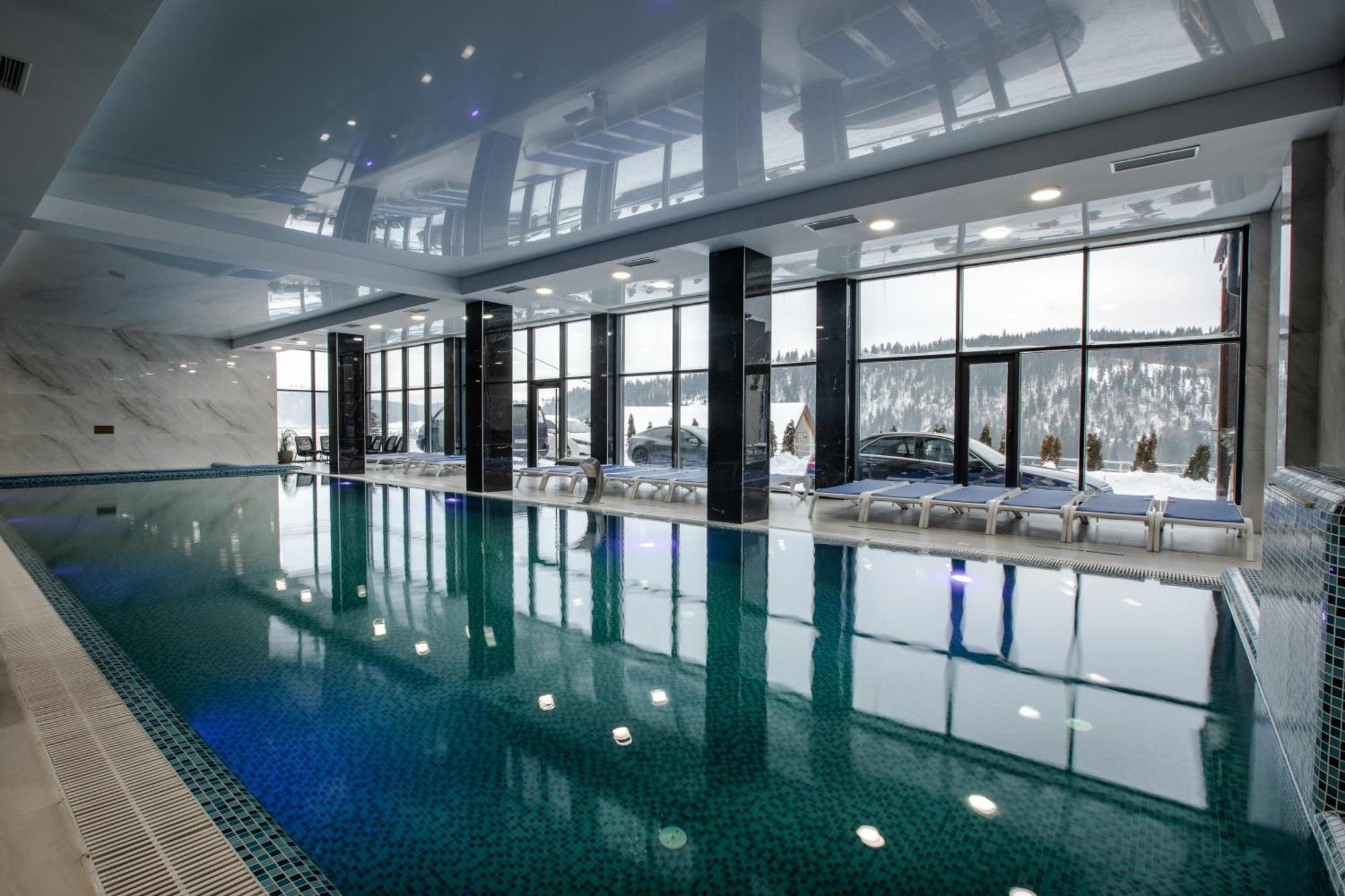 Elena Spa Resort Bukovel Ngoại thất bức ảnh
